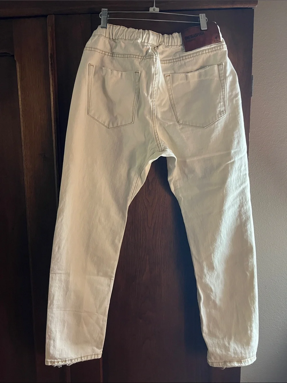 One Teaspoon Shabbies Distressed Drawstring Jogger Pants in Off-White - Picture 2 of 4